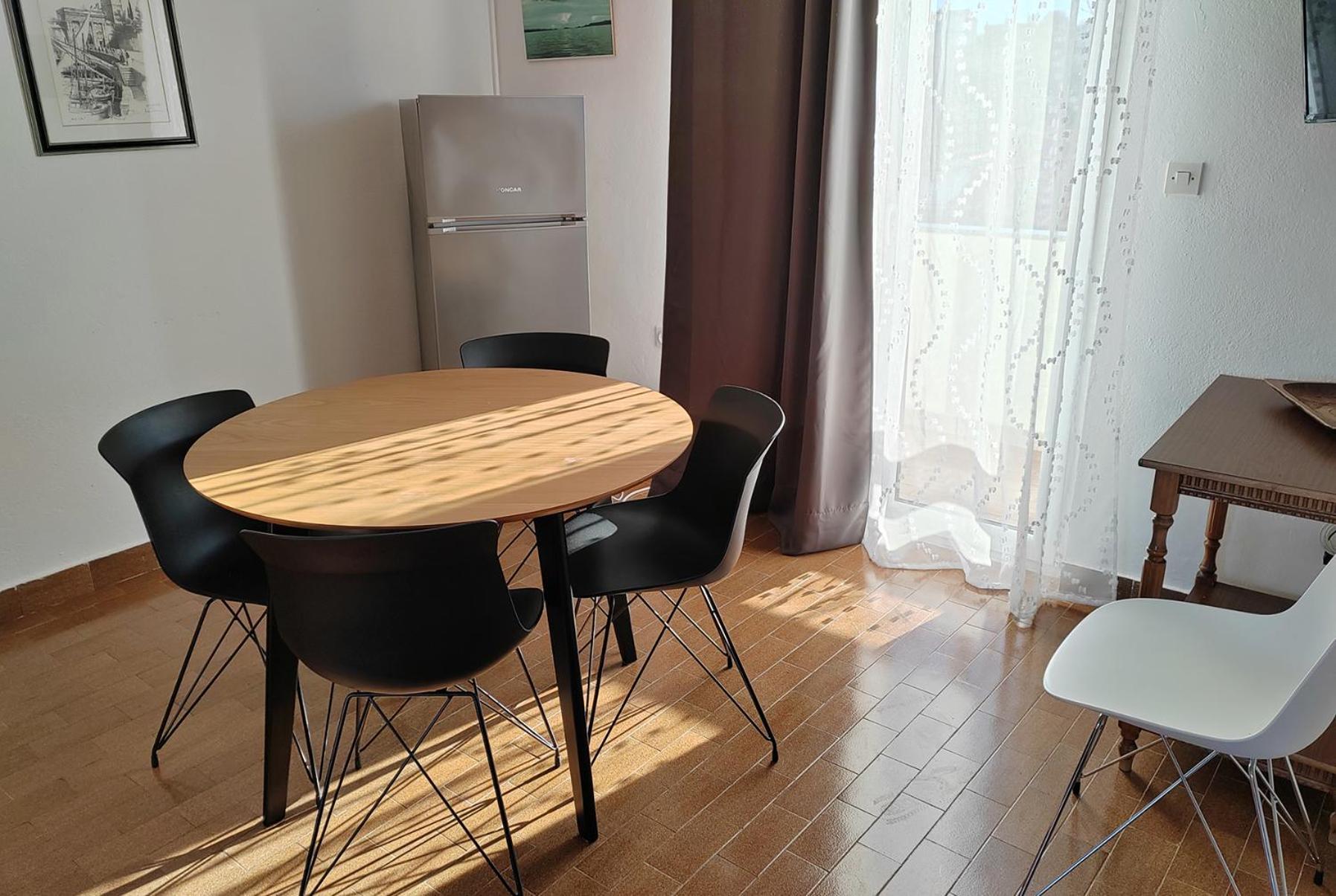 Apartments Lonic Kukljica Bagian luar foto